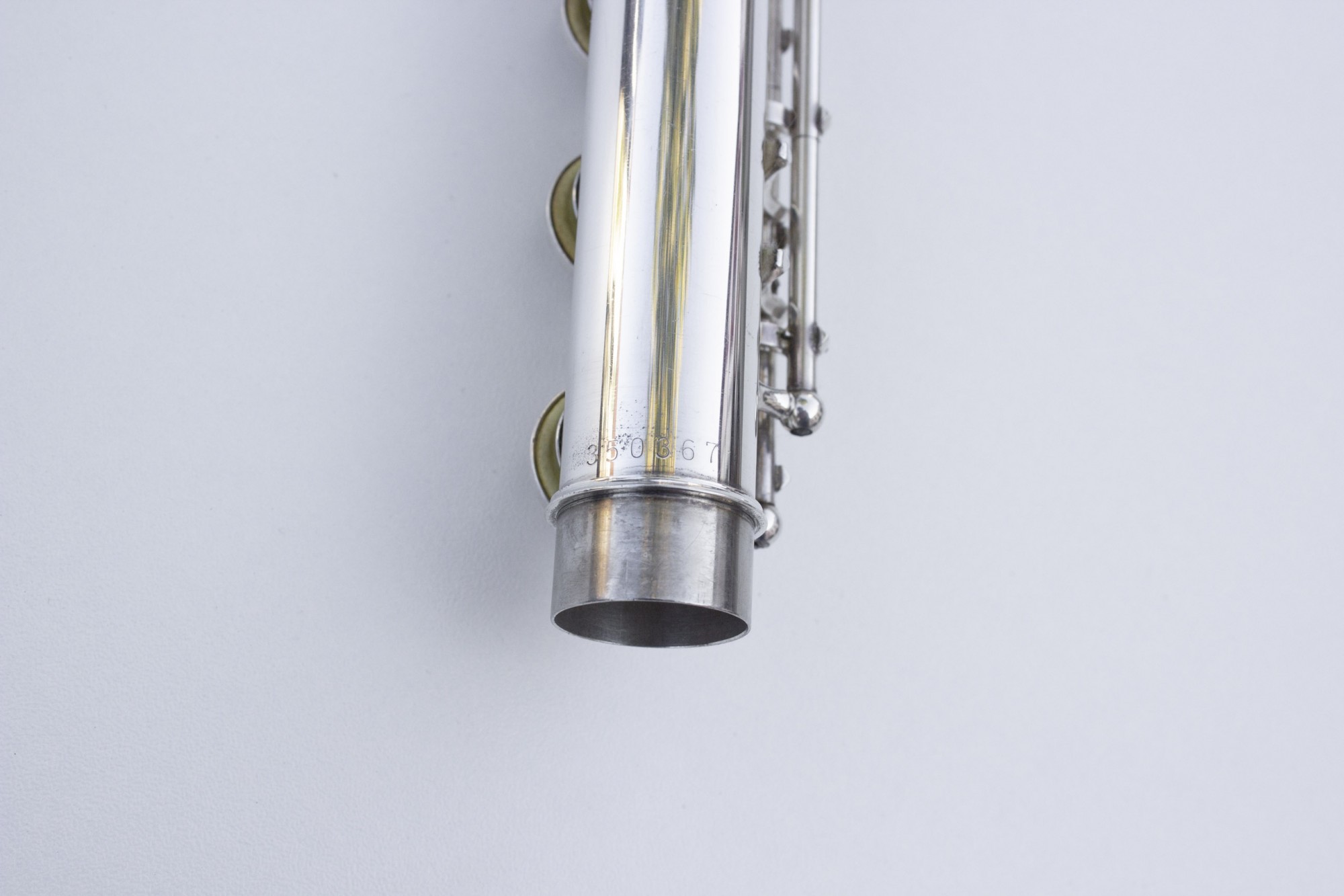 Flûte traversière yamaha YFL281 SII (plateaux creux, clétage en ligne) – Image 7