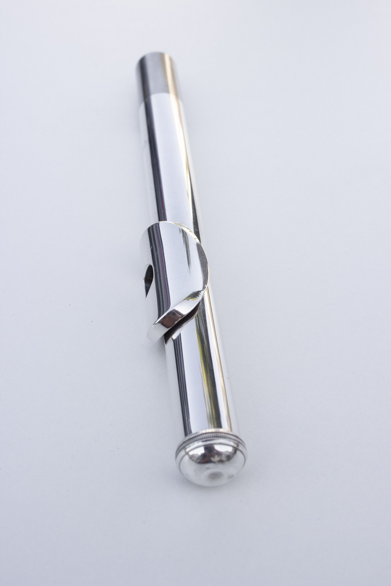 Flûte traversière yamaha YFL281 SII (plateaux creux, clétage en ligne) – Image 11