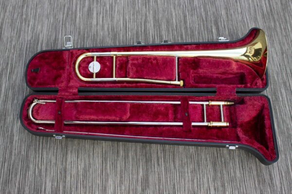 Trombone YAMAHA YSL354 [TBE +embouchure+ étui fly forme]