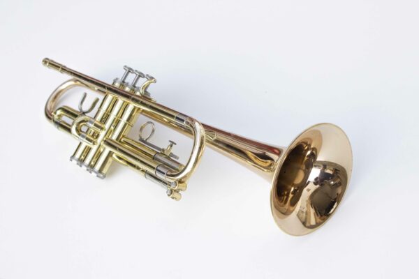 trompette GETZEN 400 séries finition vernis [ÉTUI semi rigide ORTOLA neuf + embouchure neuve]