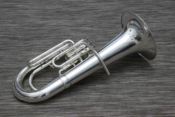 saxhorn Antoine Courtois AC162 Argenté 3 pistons [MÉCANIQUE TOP + étuis souple protec + embouchure ]