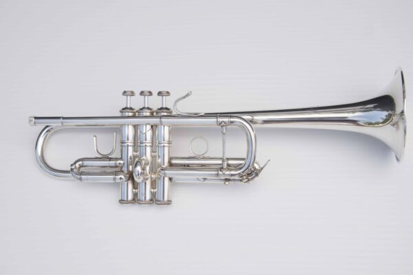 Trompette UT Bach 229/25H Stradivarius [Argenté, état exceptionnel+++]